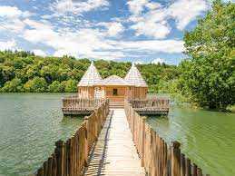 Cabane sur l'eau en Franche-Comté