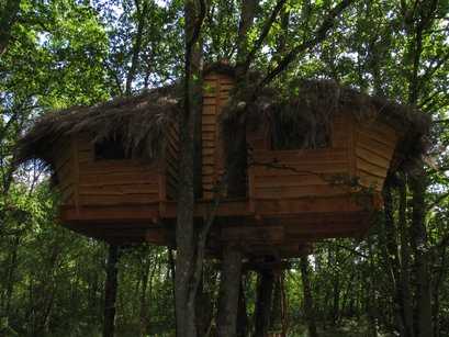 Les réservations et tarifs des cabanes dans les arbres à Orléans