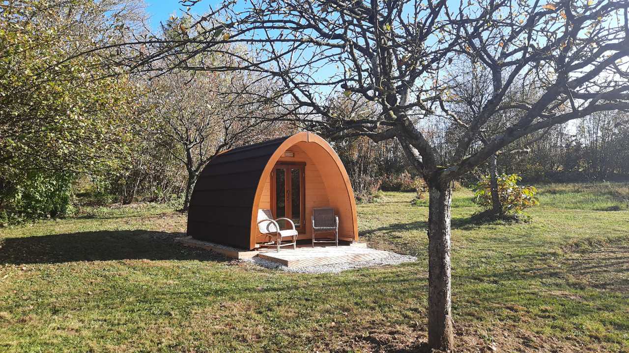 Les avantages de séjourner dans une cabane dans les arbres en ormes